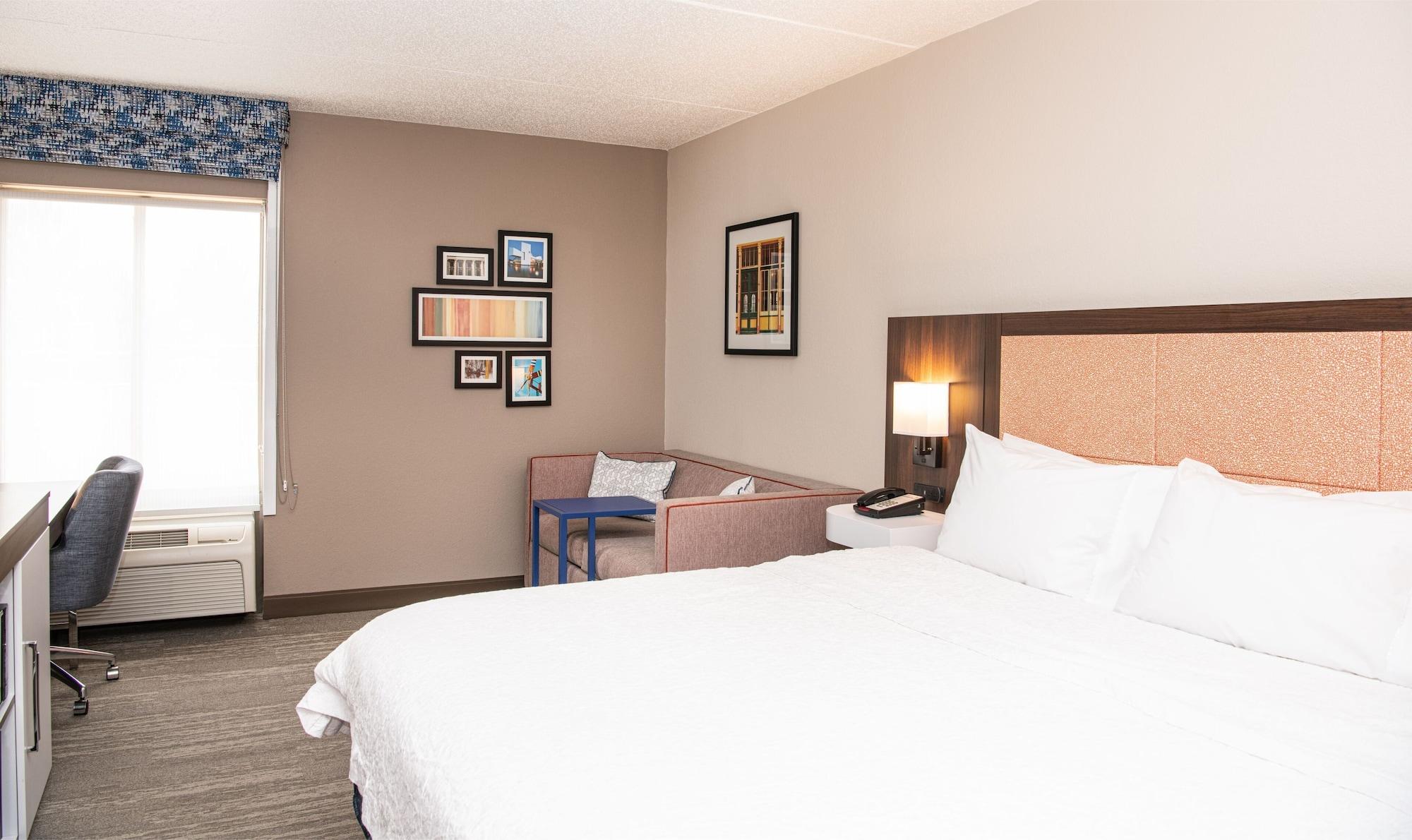 Hampton Inn Cleveland-Solon Exteriör bild