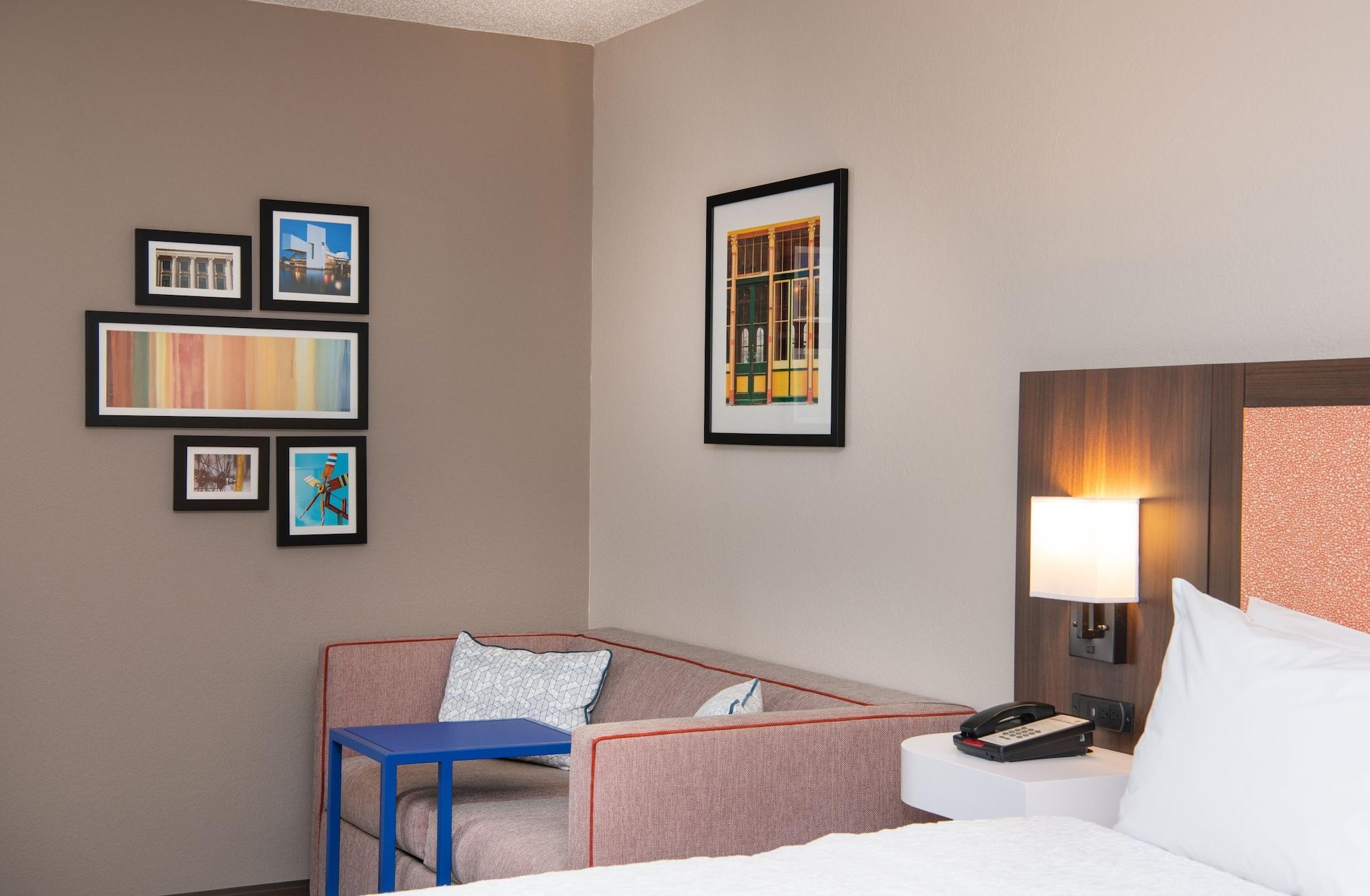 Hampton Inn Cleveland-Solon Exteriör bild