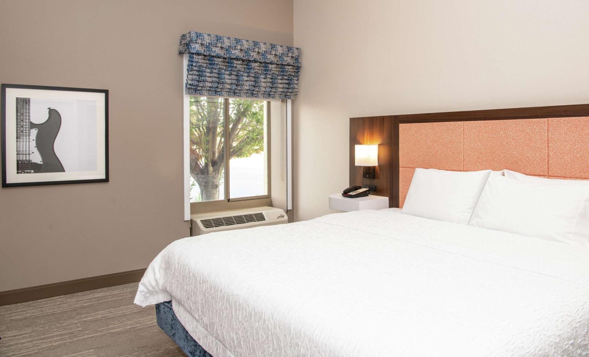 Hampton Inn Cleveland-Solon Exteriör bild