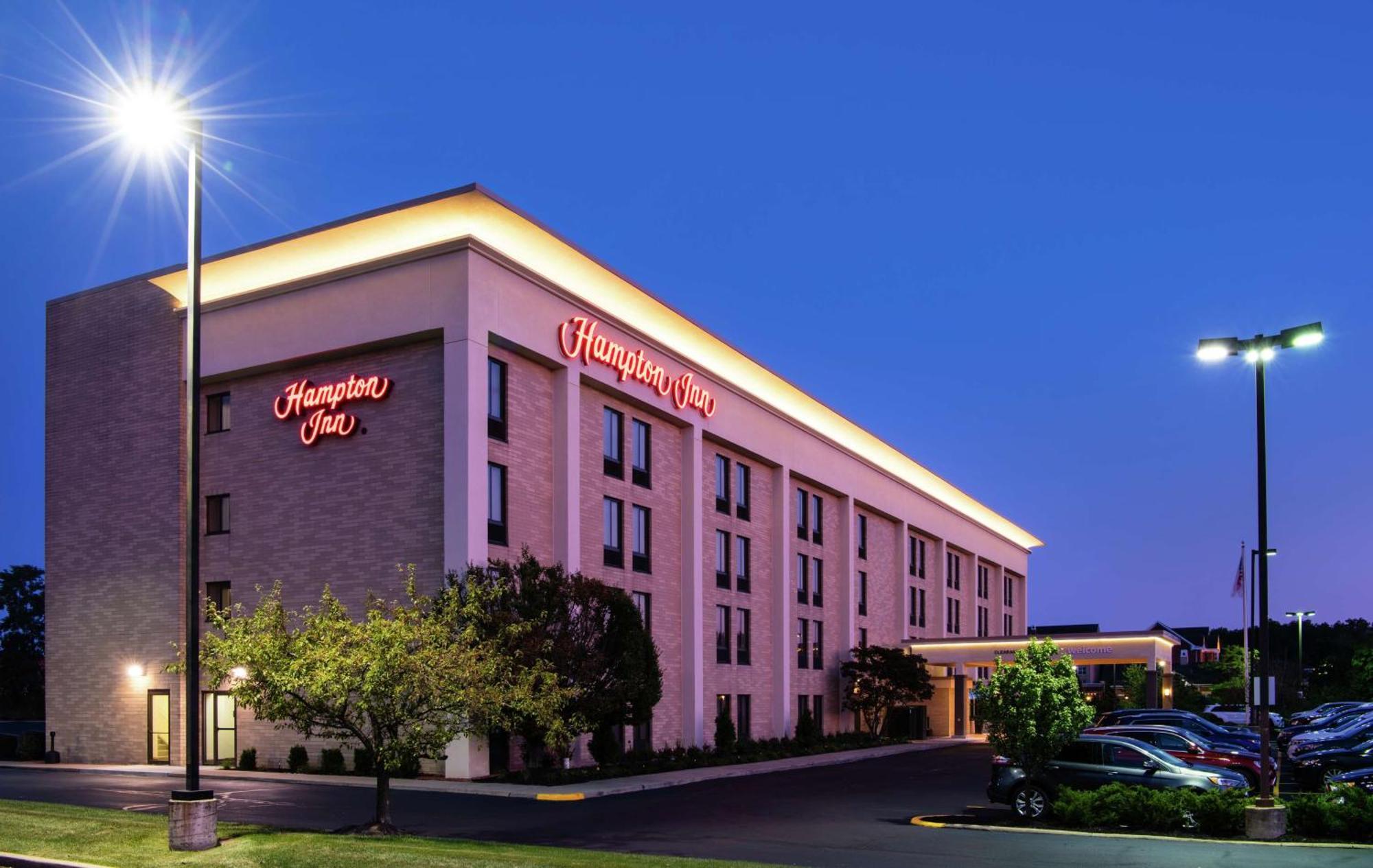 Hampton Inn Cleveland-Solon Exteriör bild