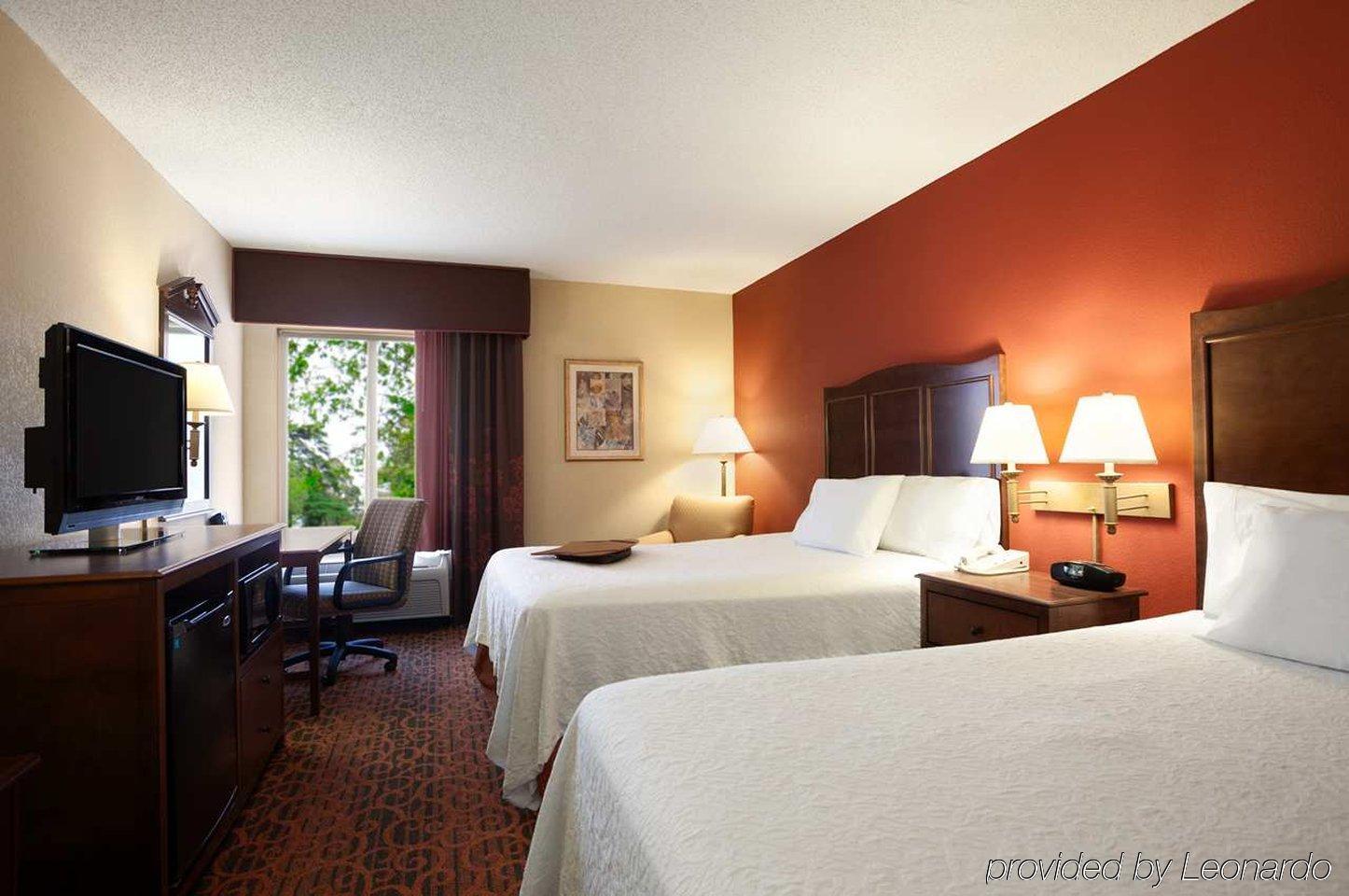 Hampton Inn Cleveland-Solon Exteriör bild