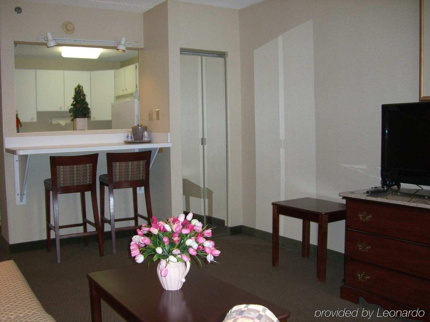 Hampton Inn Cleveland-Solon Exteriör bild
